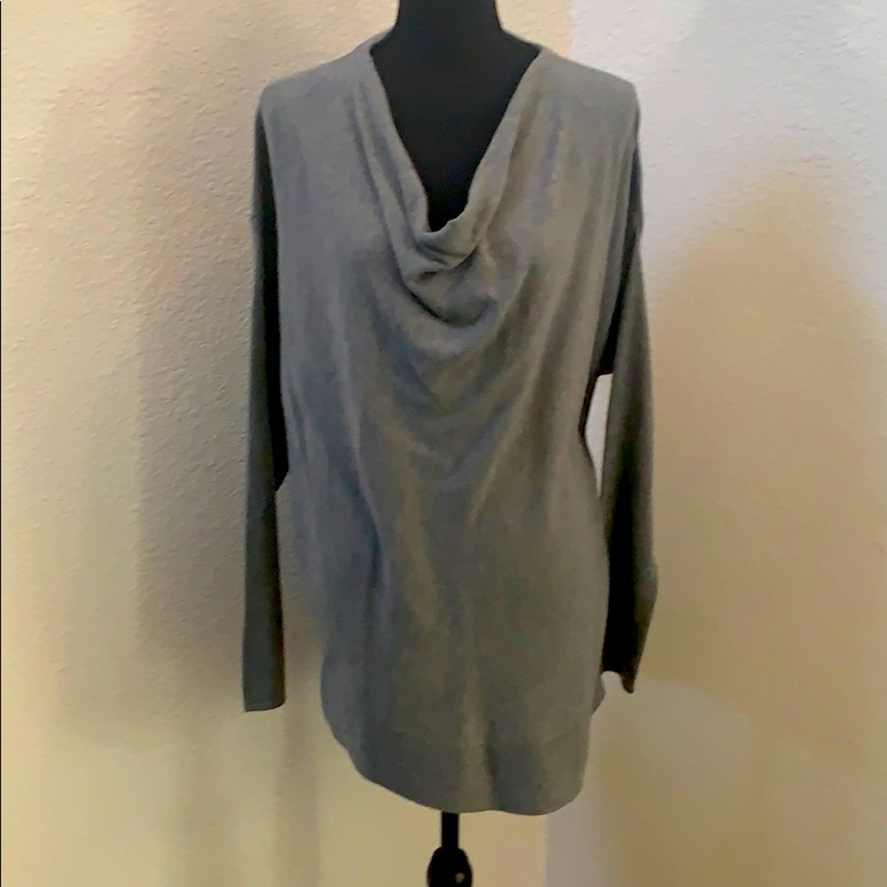 Ann Taylor Tunic Style Scoop Neck Grey Sweater